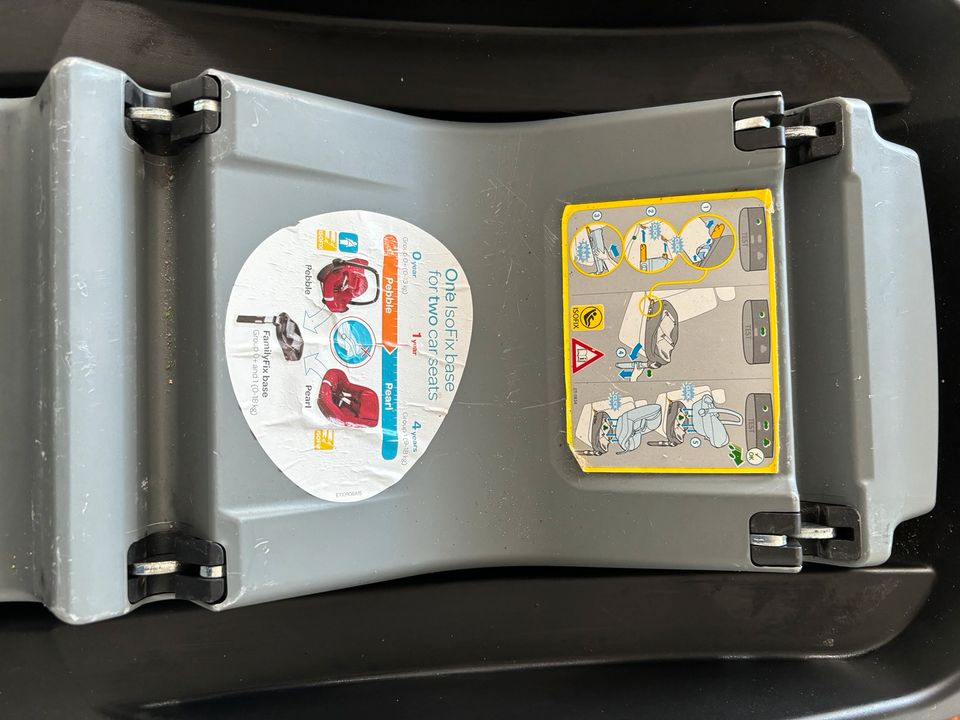 Maxi-Cosi Isofix familyfix in Meerbusch