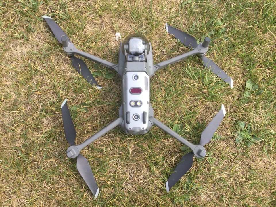 Drohne DJI Mavic 2 Pro mit AIRNAIL DRONECAGE in Frankfurt am Main