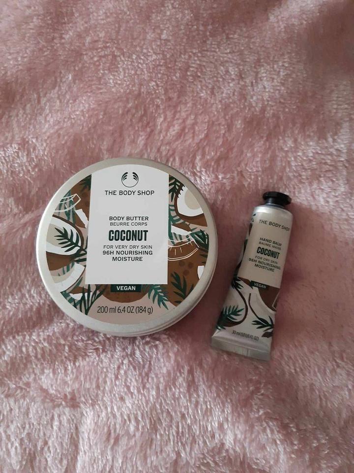 Bodybutter + Handcreme Set Coconut von The Body Shop in Eisenach