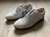 Schnürer NEU Gr. 39 Halbschuhe loafer grau Schuhe Sachsen - Hainichen Vorschau