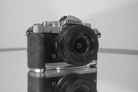 Nikon ZFc + Kidobjektiv  Z DX 16-50 + Zubehör Berlin - Tempelhof Vorschau