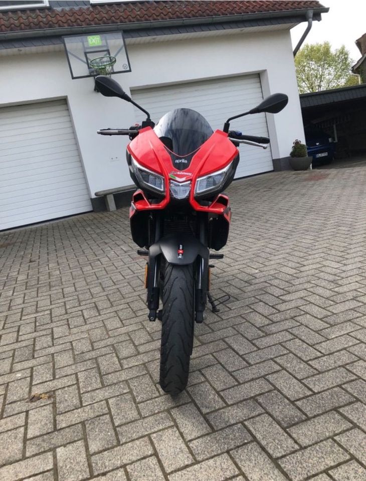 Aprilia Tuono 125ccm / nur 9400km gelaufen in Melle