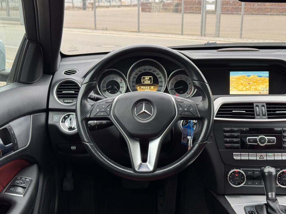 Mercedes-Benz C 180 CGI Coupe BE 7G Panorama ILS Leder COMAND in Erbach