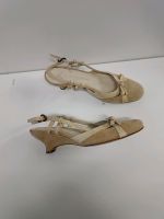 Konstantin Starke Sandalen Gr.36 Wildleder Beige Farbe München - Au-Haidhausen Vorschau