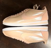 Nike Cortez Sneaker NEU gr 40 MEGA FARBE Sachsen - Rabenau Vorschau