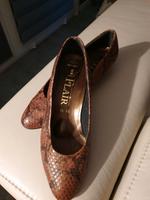 Sehr schöne elegante Lederpumps Neuzustand Brandenburg - Wandlitz Vorschau