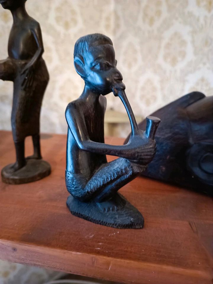 Afrikanische Echtholz Schnitzerei Figuren und Kerzenständer deko in Gemünden a. Main