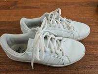 Victory Halbschuhe weiß Gr.37 Brandenburg - Finsterwalde Vorschau