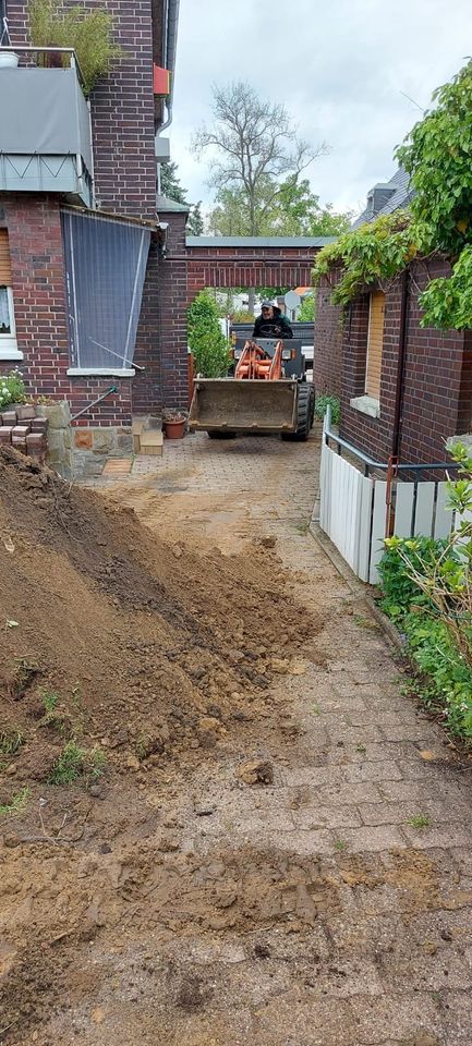 Erdarbeiten Baggerarbeiten Ausschachtung Pflaster Gartenarbeiten in Gelsenkirchen