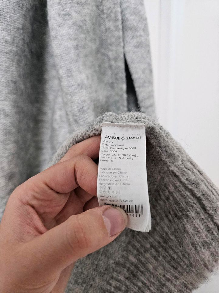 Samsøe Samsøe Strickjacke / Cardigan aus Wolle. Größe S in Bernburg (Saale)