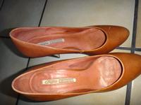 braune Echtleder High Heels, Pumps von Buffalo Gr. 41 Bayern - Ebersberg Vorschau