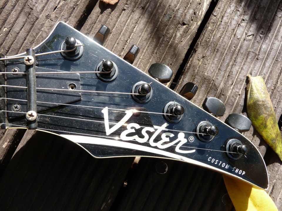 ⭐Gitarre VESTER Customshop SuperStrat Floyd Rose KOREA⭐aktive PU⭐ in Helmstadt-Bargen