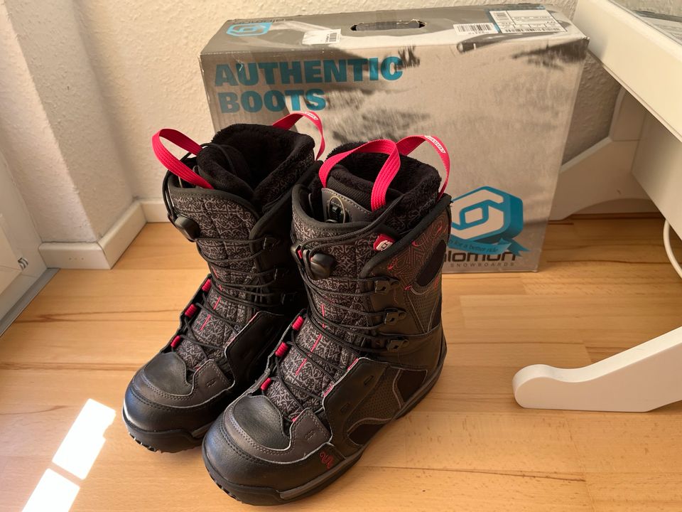 Snowboard Schuhe Boots  SALOMON IVY Woman 25,5, 40 1/3 (38,5) in Göppingen