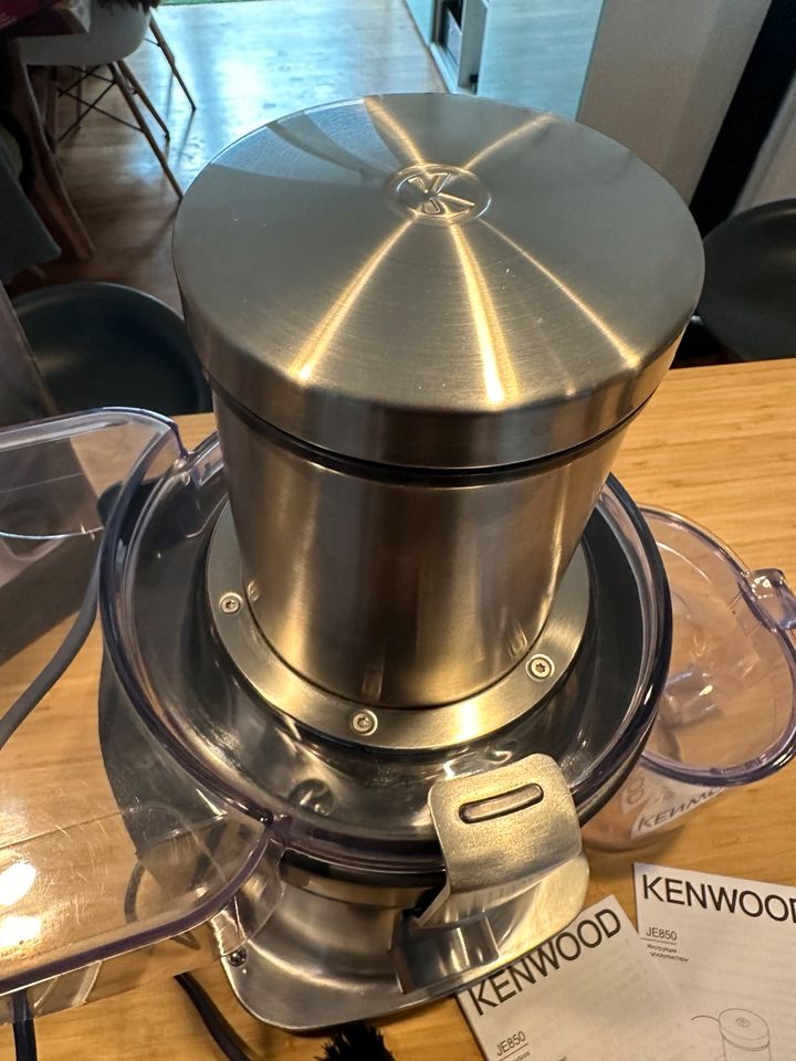 Kenwood Entsafter Excel JE850 in Sauerlach