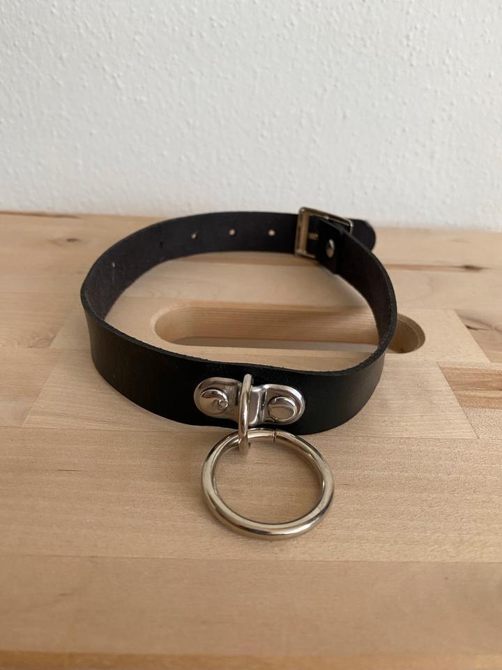 Unisex Choker Halsband Ring / Kunstleder / schwarz / Gothic / WGT in München