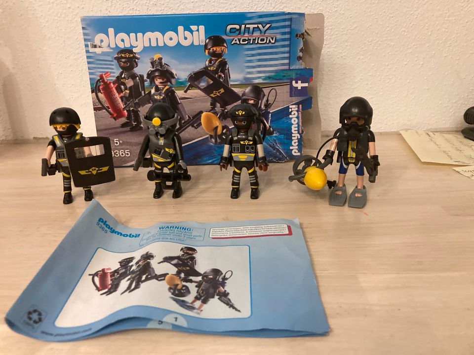 Playmobil Set 9365 City Action Polizei SEK Team komplett in Kumhausen