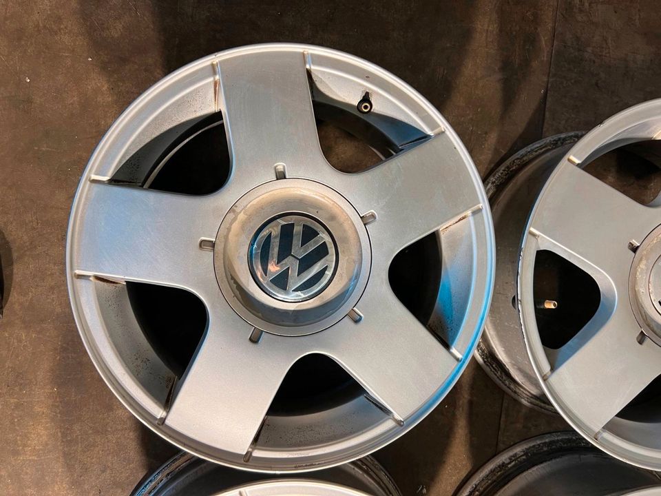 4x Original Vw Golf... Alufelgen 6Jx15 ET 38 / 5x100 / #O397 in Hanau