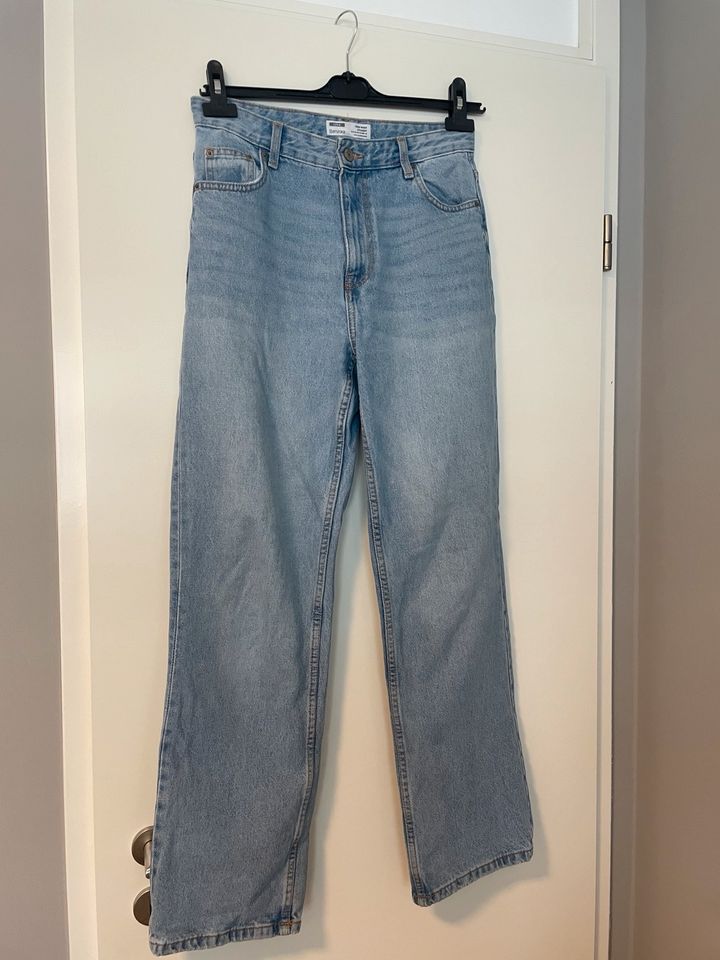 Jeans Straight leg Jeans blau neu hose 38 m in Recklinghausen