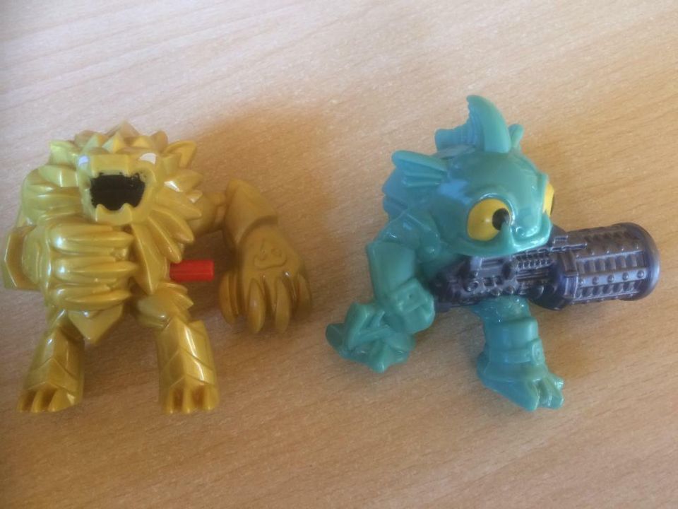 Mc Donald's 2x Skylander Toys 2014 /2015 (9) in Harsdorf