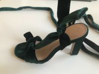 elegante High Heels aus Samt zum Binden grün Gr. 38 ZARA Nordrhein-Westfalen - Grevenbroich Vorschau