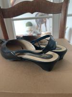Peter Kaiser Pumps Slingpumps Größe 7 Leder schwarz Hessen - Gernsheim  Vorschau