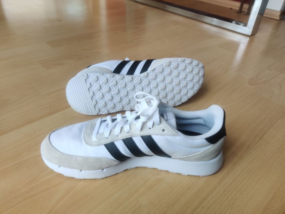 Adidas Sneaker 60s 44⅔ NEU!!! in Guxhagen