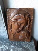 Maria mit Kind, Holz geschnitztes Bild 34,5 x 24 cm Saarbrücken-West - Altenkessel Vorschau