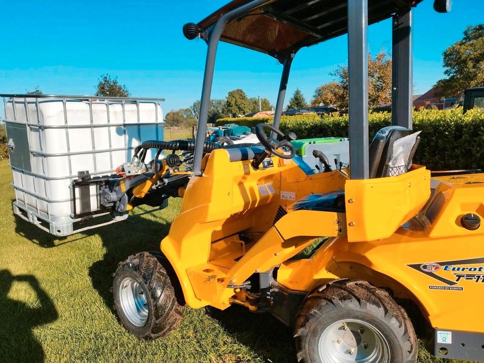 ► TELESKOPLADER - NEU - GARANTIE ◄ Hubkraft 1100kg Kipplast 1000kg Hubhöhe 235cm  - Eurotrac T11 Radlader mit Teleskoparm - Hoflader Stalllader Kleintraktor - Logistik Landwirtschaft Industrie in Heemsen