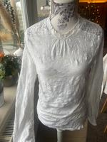 Longsleeve Shirt Langarmshirt Knitterlook spitze neuwertig Niedersachsen - Lathen Vorschau