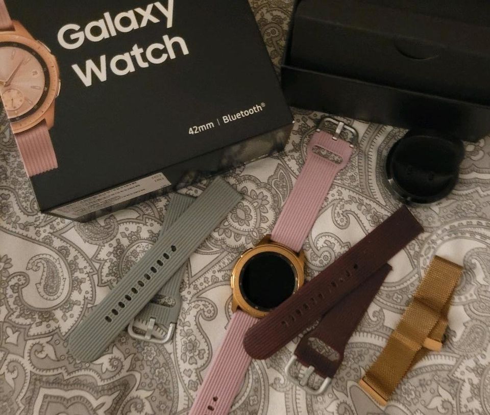 Smartwatch ☆ Samsung ☆ rosegold ☆42mm in Hamburg