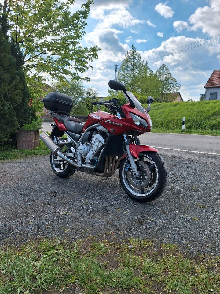 Verkaufe Yamaha Fazer 1000 in Großbundenbach