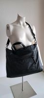 Esprit Damen Tasche Umhängetasche schwarz Leder 40 cm breit Nordrhein-Westfalen - Hagen Vorschau