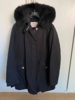 Luxuriöser Woolrich Parka Arctic Schwarz XL München - Schwabing-West Vorschau