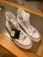 Trademark-Chucks ( neu, Größe 38) Niedersachsen - Seelze Vorschau