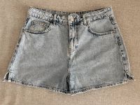 Defacto Mom Fit Jeans Shorts Gr. L NEU Kr. München - Unterschleißheim Vorschau