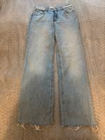 Straight leg & high waist  Jeans Sachsen - Meißen Vorschau