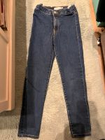 Jeans Zara Gr. 122 top Zustand blau Berlin - Pankow Vorschau