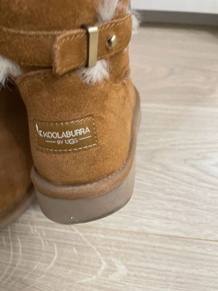 Koolaburra by UGG Damen Braun Stiefeln Boots Neuwertig Gr 39 in Frankfurt am Main