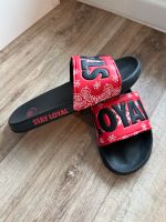 Kontra K, Stay Loyal, Latschen, Schuhe, Badeschuhe , Gr. 43 Berlin - Biesdorf Vorschau