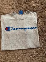 CHAMPION T Shirt Größe XS -S Obergiesing-Fasangarten - Obergiesing Vorschau