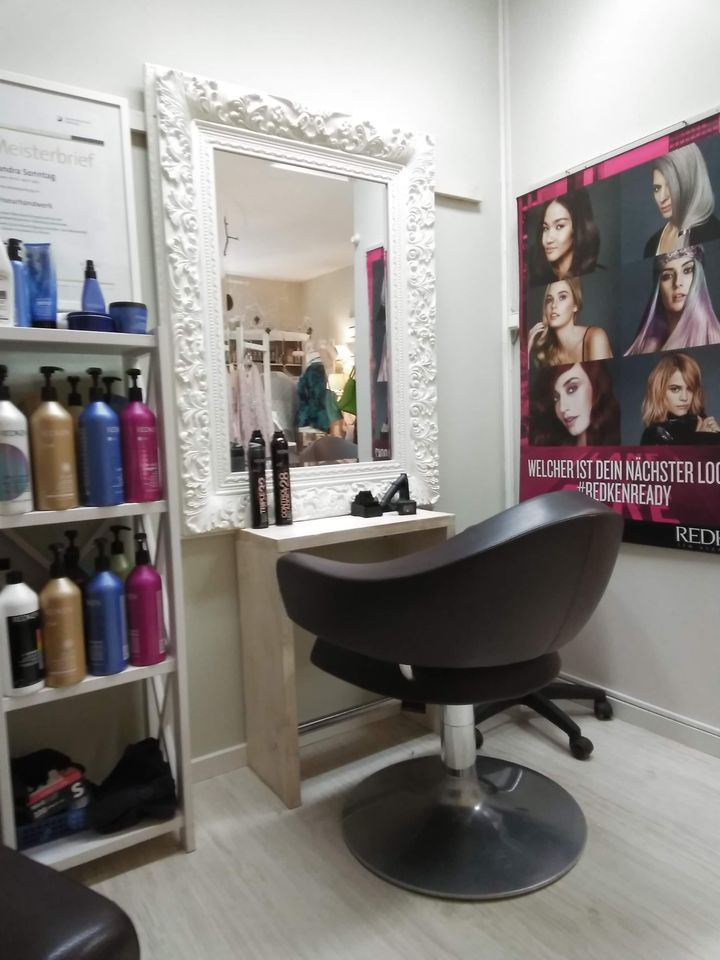 Friseur Ausstattung - Hochwertig - OLYMP in Fahrdorf