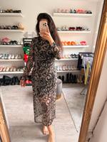 Maxikleid Muster Größe 36/38 Hessen - Maintal Vorschau