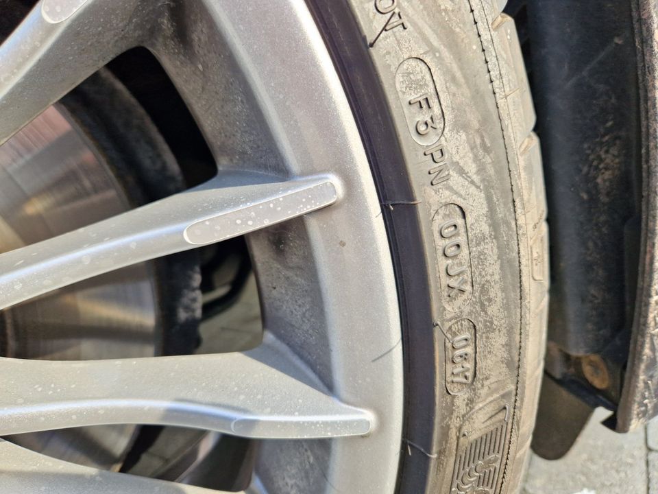 Michelin Pilot Sport 4S 255/35 ZR20 (97Y) in Erfurt