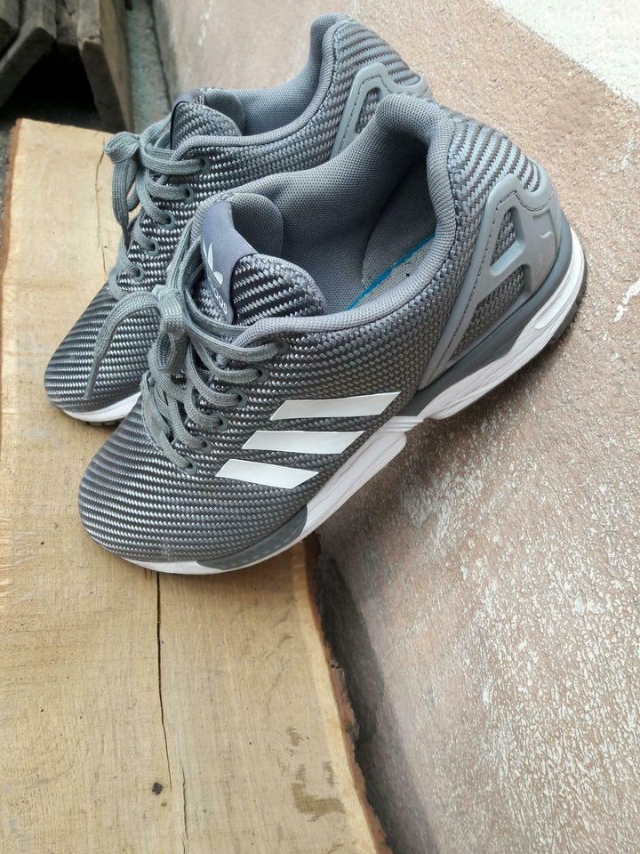 Adidas Schuhe, Flux, ZX, 44 2/3, Edition!, no terrex, Nike, Puma in Hessen  - Eschenburg | eBay Kleinanzeigen ist jetzt Kleinanzeigen