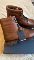 Tommy Hilfiger Herren Leder  Stiefel Gr. 43 Neu . Berlin - Spandau Vorschau