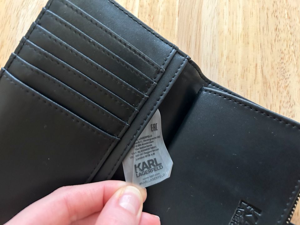 Karl Lagerfeld Portemonnaie Geldbörse Wallet schwarz Leder silber in München
