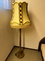 Vintage Stehlampe aus Omas Wohnzimmer – Ein echter Hingucker! Bayern - Eichstätt Vorschau