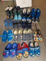 Diverse Kinderschuhe Gr. 26. Sandalen, Hausschuhe, Gummistiefel Niedersachsen - Lingen (Ems) Vorschau