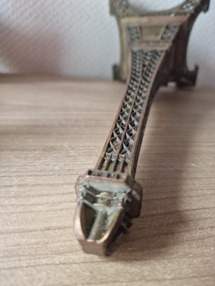 Spieluhr Eiffelturm Bronze Messing Ton-Paris Eiffelturm 34 cm in Schwerte