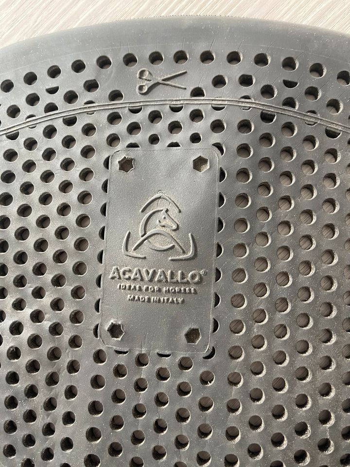 Acavallo Gelpad - vorne erhöht schwarz, Sattelpad Front Riser in Averlak